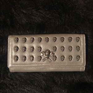 Skull Wallet from Hot Topic